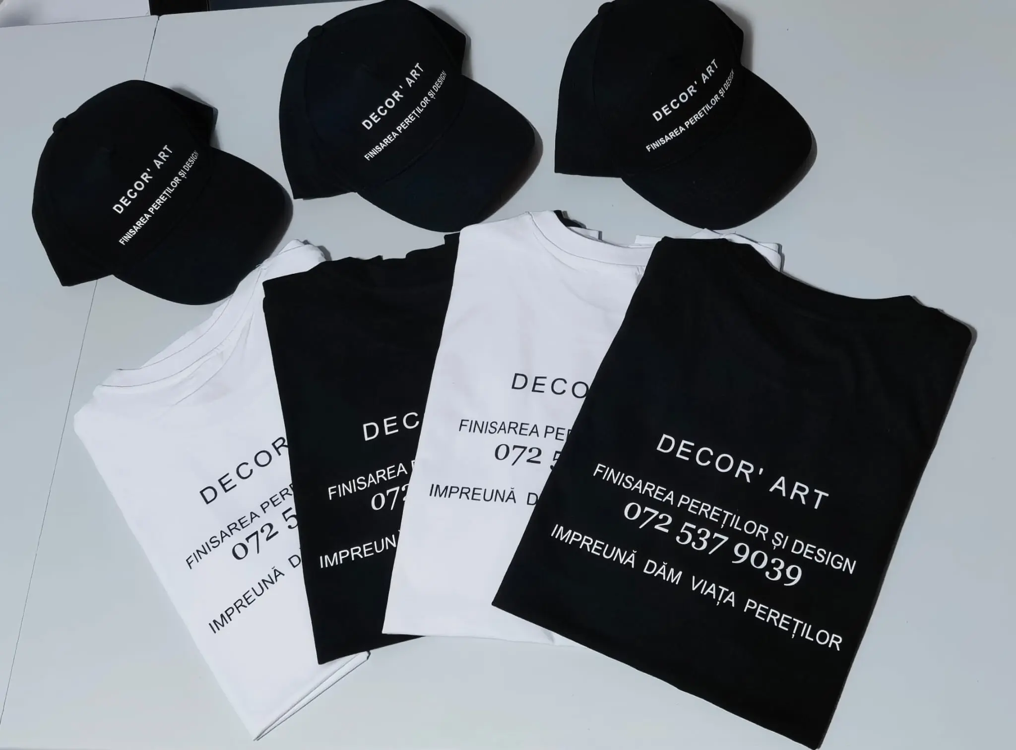 Imbracaminte personalizata